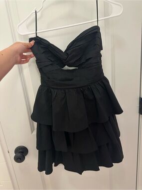 Black strapless MOD on trend dress